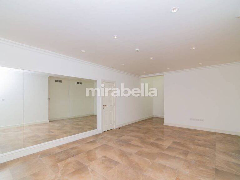 DSCF3651-Enhanced-NR