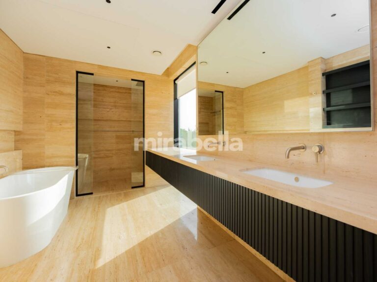 DSCF0283-Enhanced-NR