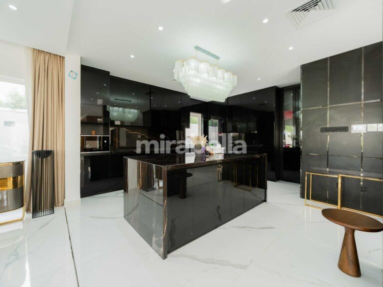 DSCF2254-Enhanced-NR